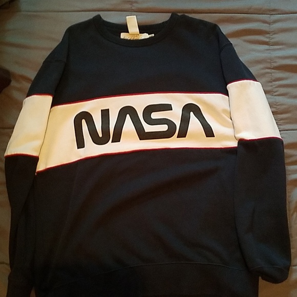 maroon nasa sweatshirt